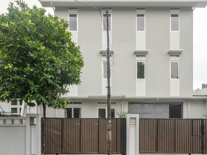 Hotel Reddoorz @ Cipete Raya Yakarta Exterior foto